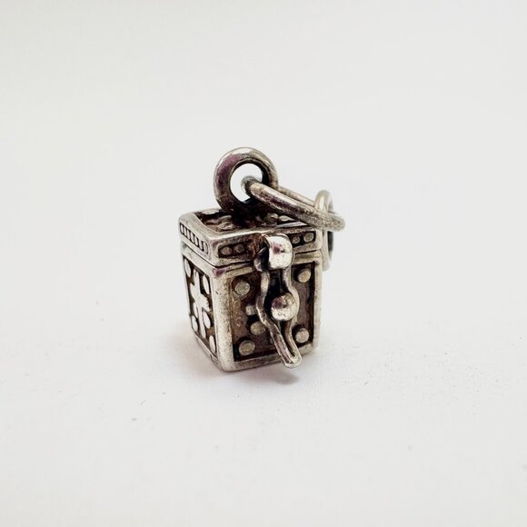 VTG Sterling Silver 925 Israel Square Poison Box Charm Small Pendant .50" Square - Picture 2 of 12